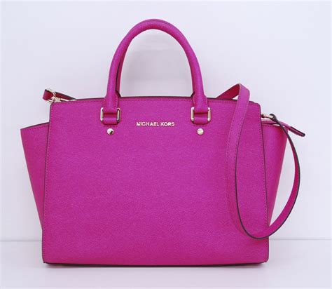 michael kors pink bag price.